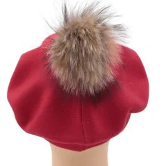CZAPKA ZIMOWA DAMSKA CIEPŁA RED