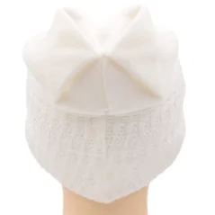 CZAPKA ZIMOWA DAMSKA CIEPŁA WHITE